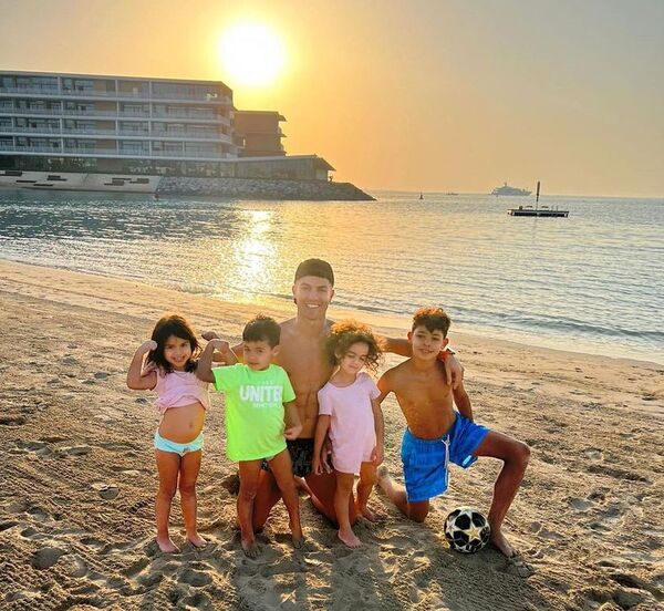 Cristiano Ronaldo: “Papá orgulloso”  - Gente - ABC Color