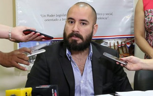 Ministro del MADES afirma que, con pedido de interpelación, Kattya está buscando votos - Megacadena — Últimas Noticias de Paraguay