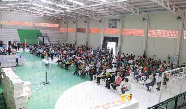 En Presidente Hayes 400 jóvenes culminaron su capacitación en varias especialidades