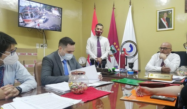 Fiscal que investiga «lesion de confianza» se constituyó en la Municipalidad de Ñemby