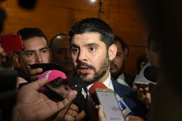 Nenecho alquiló un supercamión que operaba "60 horas" por día - Noticiero Paraguay