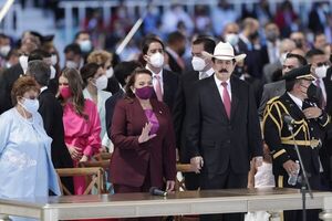 Castro y Zelaya, el primer matrimonio hondureño de dos presidentes - Mundo - ABC Color