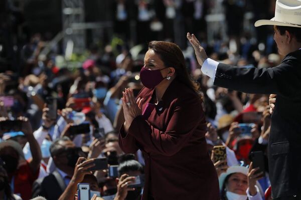 Xiomara Castro jura como nueva presidenta de Honduras - Mundo - ABC Color