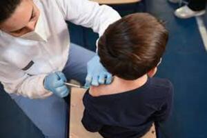 Vacunas anticovid serán aplicadas a niños desde el lunes | Radio Regional 660 AM