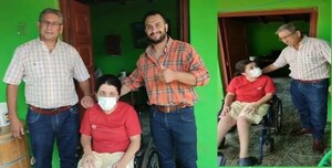 Mujer con discapacidad accede a un puesto de trabajo en la Gobernación del Guairá - Noticiero Paraguay