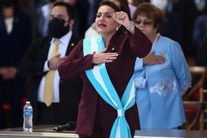 Asume como presidenta de Honduras Xiomara Castro y promete “luz gratis para 1 millón de familias pobres”