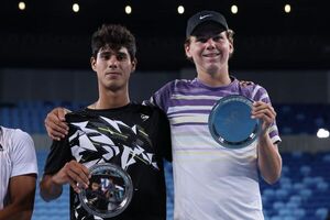 Daniel Vallejo perdió la final de dobles y es vicecampeón del Australia Open - Tenis - ABC Color