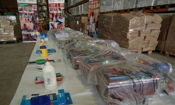 Kits escolares llegan solo al 100% de un departamento - OviedoPress