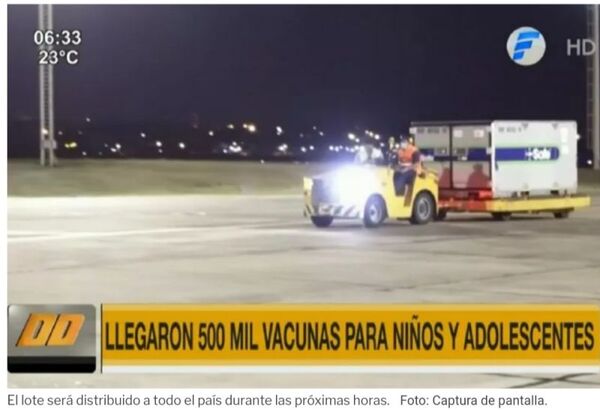 Salud recibe las 500.000 dosis de CoronaVac para inmunizar a niños contra el Covid-19