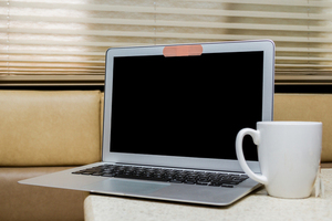 ¿Sos de los que tapan la camarita de la notebook? - El Independiente