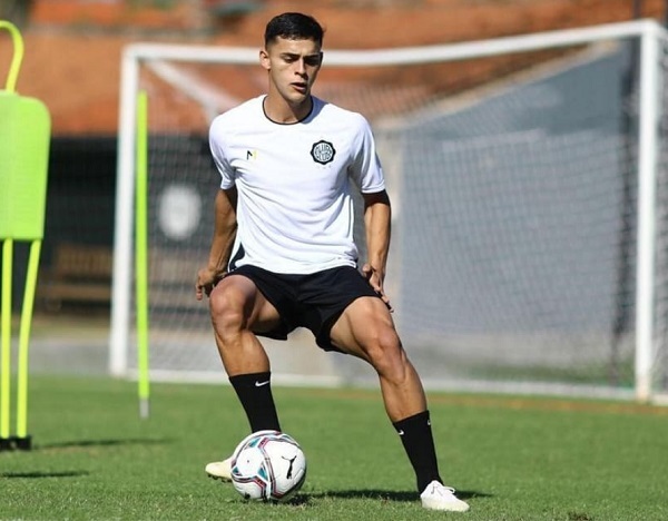 Cardona brinda detalles de la venta de Sosa a Gimnasia