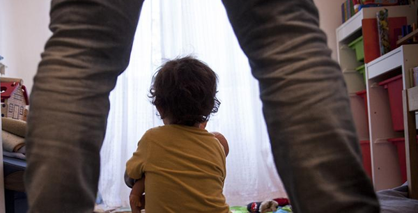Pillan a depravado abusando de niño con Síndrome de Down - Noticiero Paraguay
