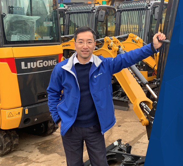 LINJUN WANG cumple 1 año como presidente de LIUGONG LATIN AMERICA