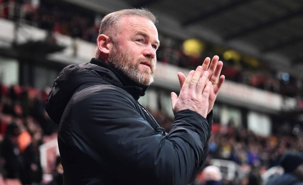Diario HOY | Wayne Rooney rechaza negociar con Everton y seguirá entrenando al Derby