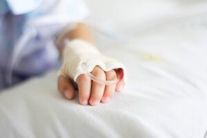 Reportan inusual aumento de neumonía grave en niños en pleno enero