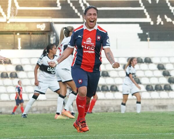 Olimpia presentó a la exCerro Porteño del póker en Para Uno - Olimpia - ABC Color