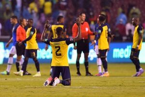 Ecuador, decidida a luchar “contra todo”, prepara duelo clave contra Perú - Fútbol Internacional - ABC Color