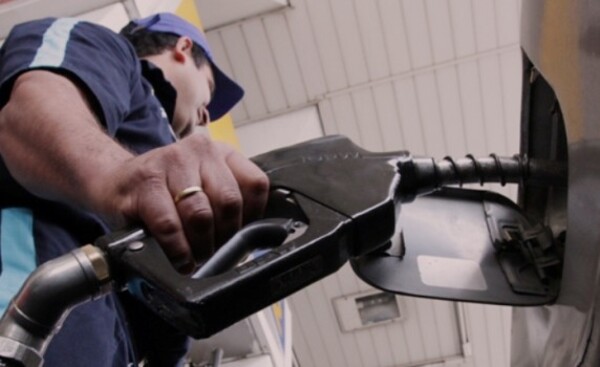 Petropar descarta suba de precio en combustibles