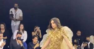 La Nación / ¡Imponente!: Nadia Ferreira se robó el escenario en el primer día de Arab Fashion Week