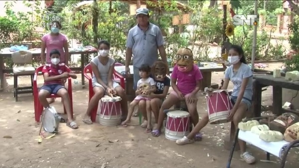 Tradicional arte de Máscaras de Timbó - SNT