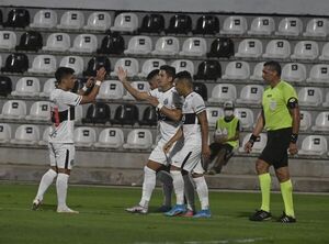 Olimpia gana en amistoso - Fútbol - ABC Color