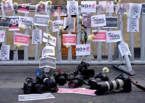 Ataques y asesinatos de periodistas escandalizan a México