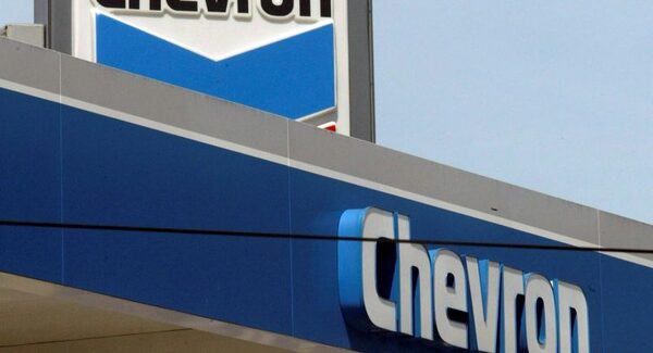 Chevron gana 15.625 millones en 2021 tras perder 5.500 millones el año previo