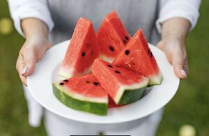 Por qué deberíamos comer más sandía y aprovecharla en verano