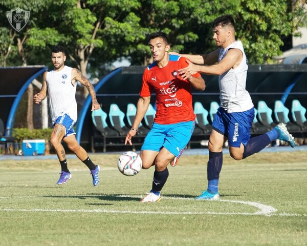 Toque de calidad: Alfio Oviedo y sus goles ante Sol