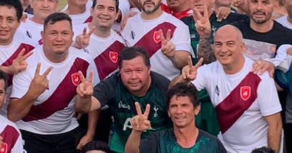 La Nación / Seccionaleros de Presidente Franco, molestos con Velázquez por cambio de agenda a último momento