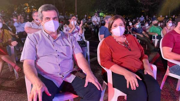 Crónica / Esperanza Martínez presentó su precandidatura presidencial 2023