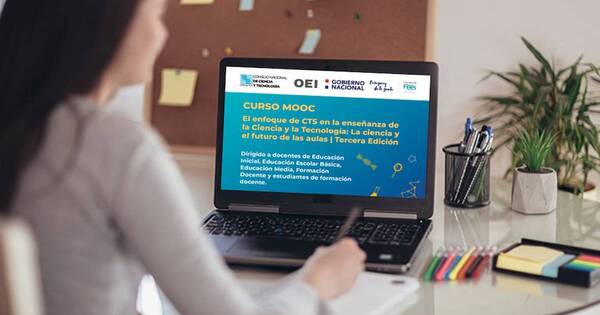 La Nación / Curso dirigido a docentes