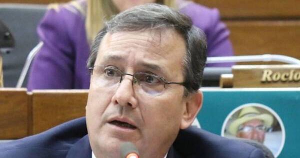 La Nación / Cuestionan mala gestión del MAG