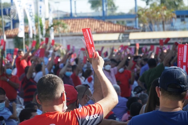 Domingo ciclónico: Hoy eligen al nuevo presidente de Cerro Porteño
