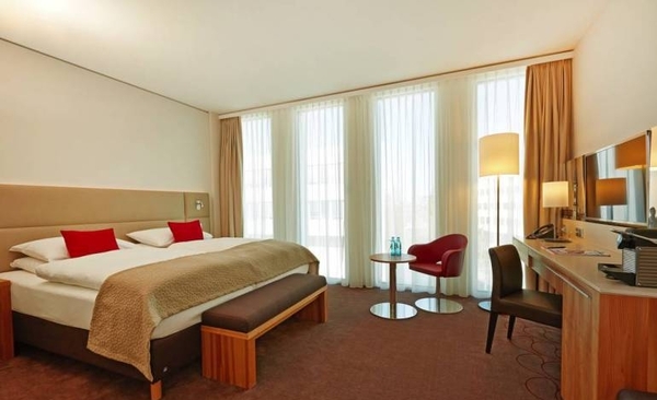 Diario HOY | Reportan crecimiento de la ocupación hotelera y extra hotelera a nivel nacional