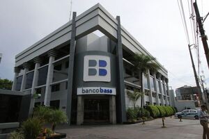 Banco Basa mantiene su calificación de riesgo