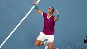 Nadal derrota a Medvedev en Australia y suma su Grand Slam número 21