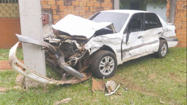 "Mi taxi se hizo chatarra y solo sirven sus llantas"