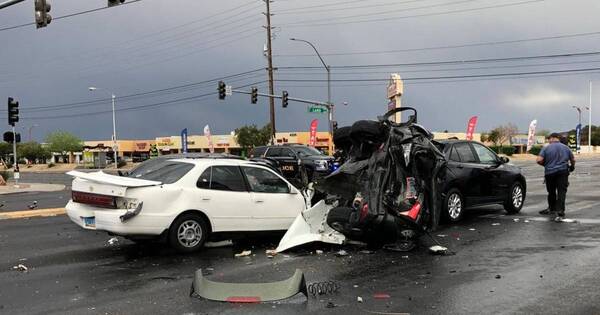 La Nación / Las Vegas: nueve muertos causa conductor que cruzó semáforo en rojo