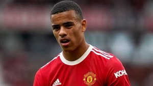 Arrestan a futbolista del Manchester United por presunta violencia de género - Megacadena — Últimas Noticias de Paraguay