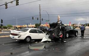 Crónica / ¡Nde zapature! Nueve fallecieron en accidente por pasar la luz roja en Las Vegas