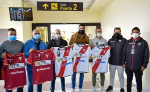 Diario HOY | Sebastián 'el Loco' Abreu llega a Bolivia para dirigir al Always Ready