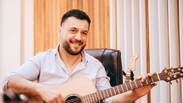 Artista uruguayo Lucas Sugo se presentará en Ciudad del Este