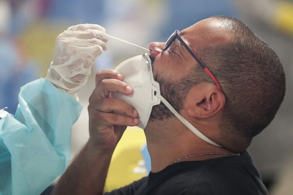 Brasil confirma 330 muertes y 134.175 casos de covid en las últimas 24 horas - Mundo - ABC Color