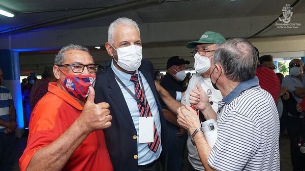 Juan José Zapag regresa a la presidencia de Cerro Porteño