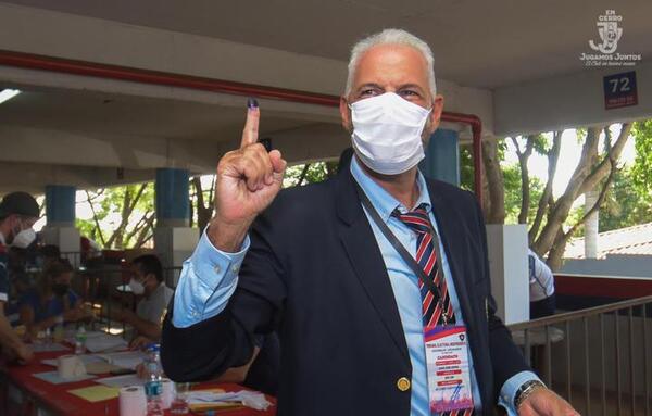 ¡Juan José Zapag vuelve a la presidencia del Ciclón de Barrio Obrero!