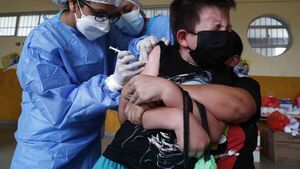 Hoy inicia semana de vacunación para proteger a niños contra Covid