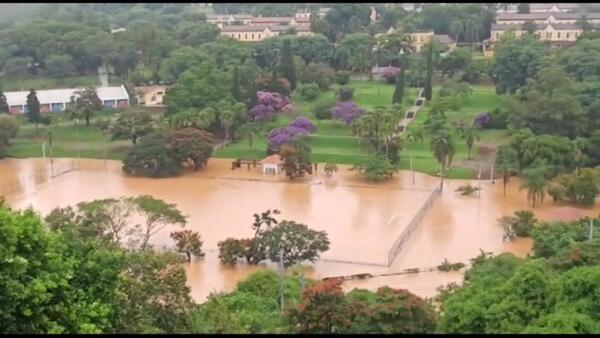 Intensas lluvias dejan 19 muertos en el sur de Brasil - .::Agencia IP::.