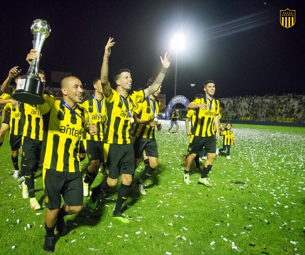 Peñarol campeón de la Supercopa - El Independiente