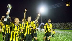 Peñarol, supercampeón de Uruguay